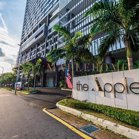 The Apple Melaka Apartamento Exterior foto