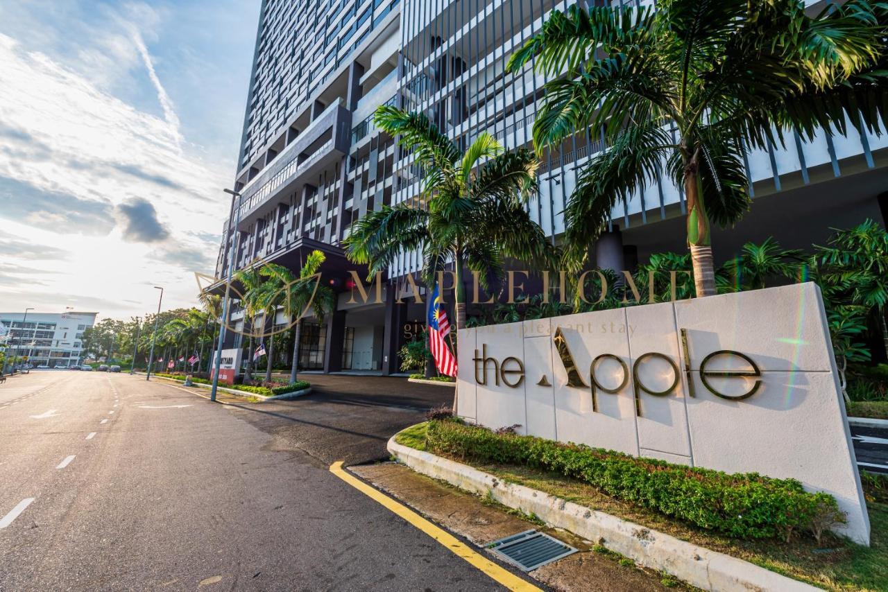 The Apple Melaka Apartamento Exterior foto