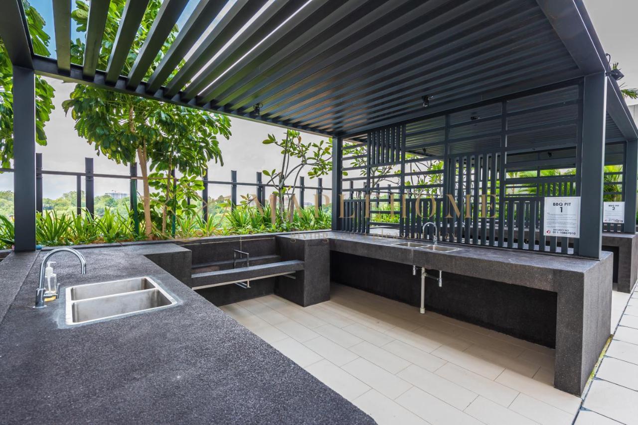 The Apple Melaka Apartamento Exterior foto